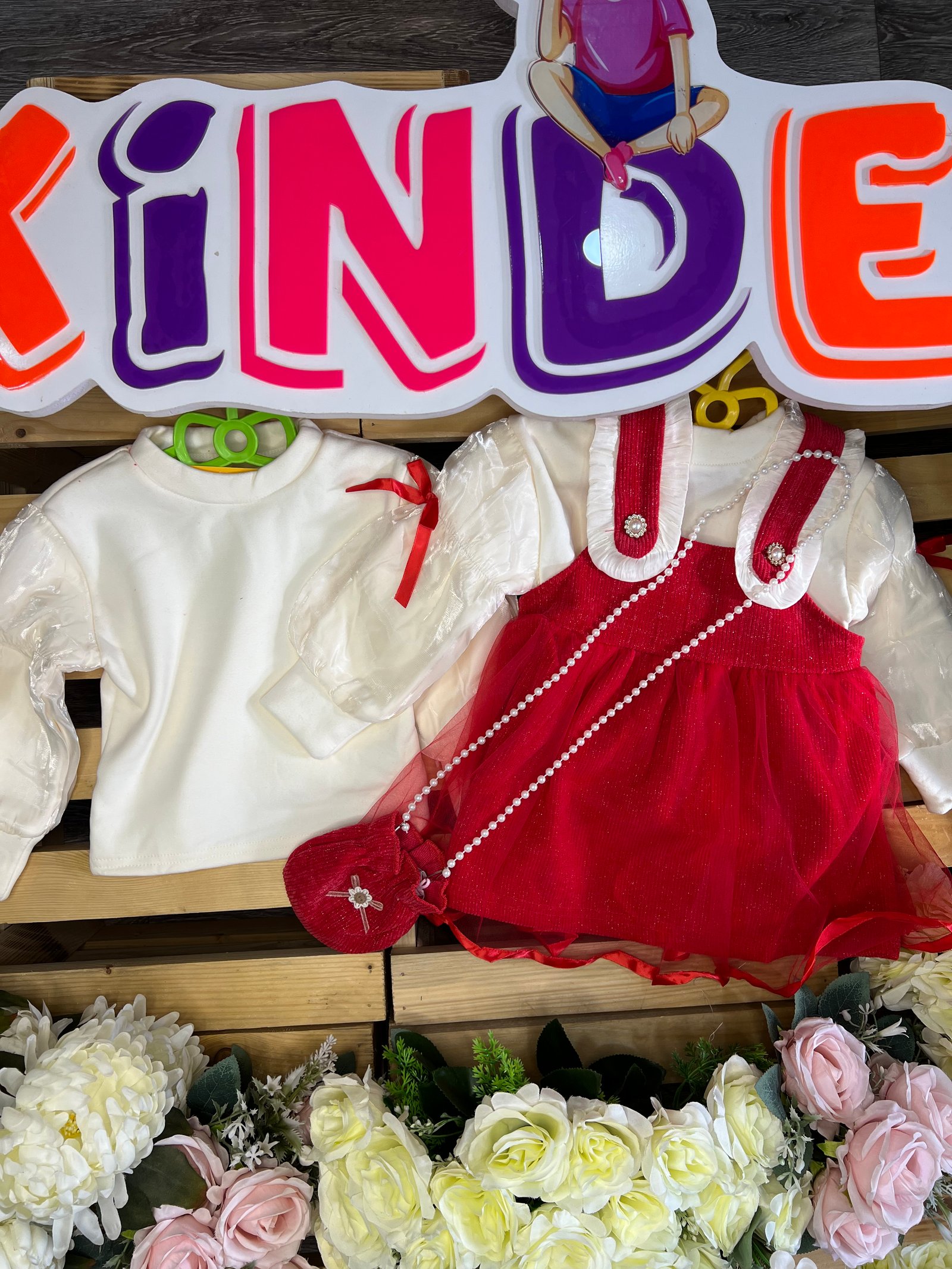 Robe bébé rouge avec sac 