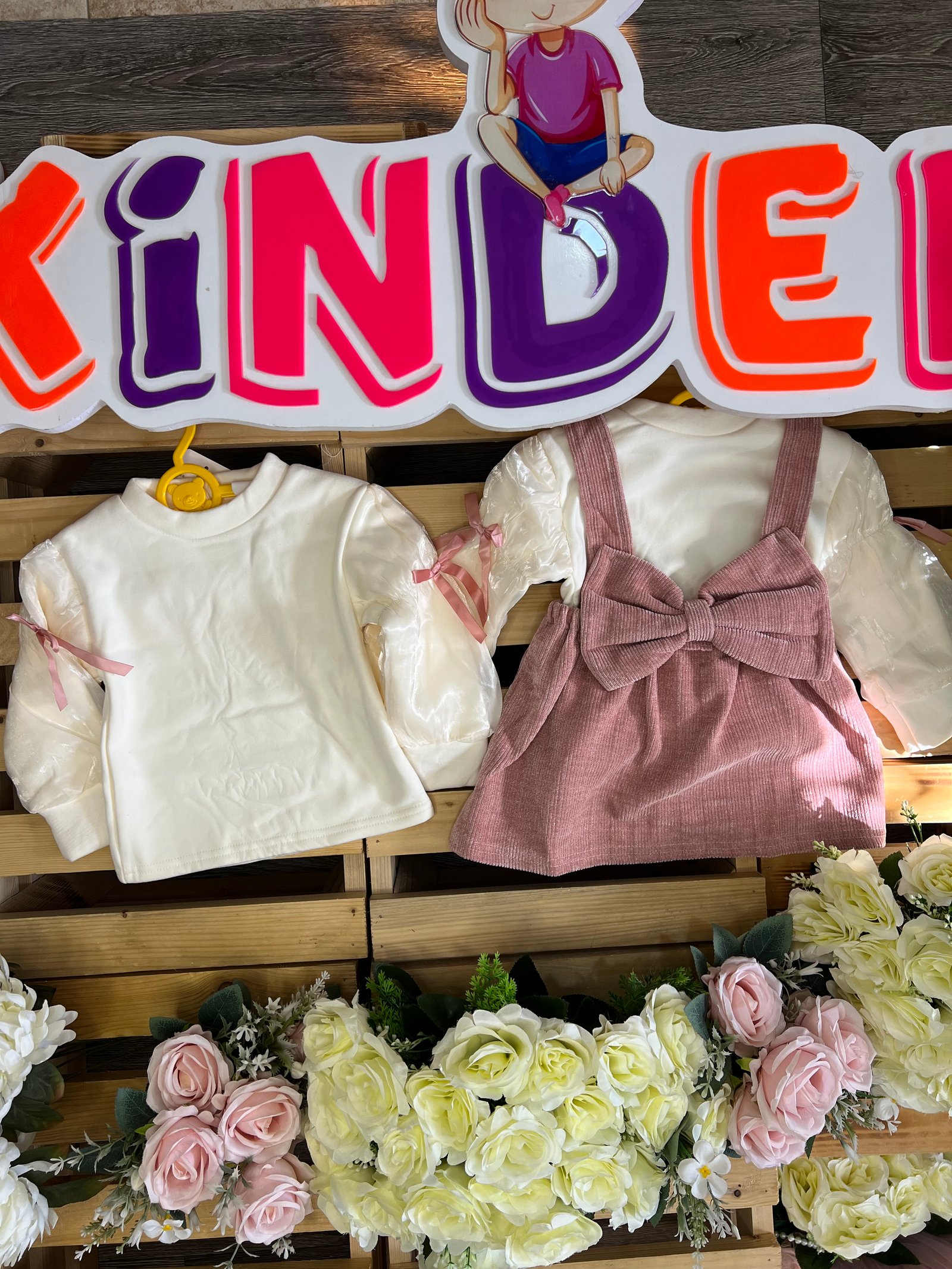 Robe bébé rose ( papillon)